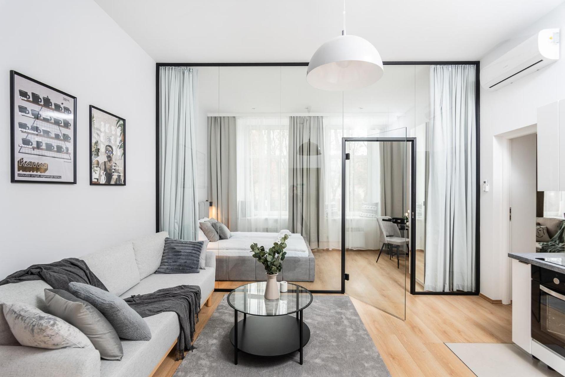 Modern Centrally Located Apartments - By Upstairs Cracóvia Exterior foto