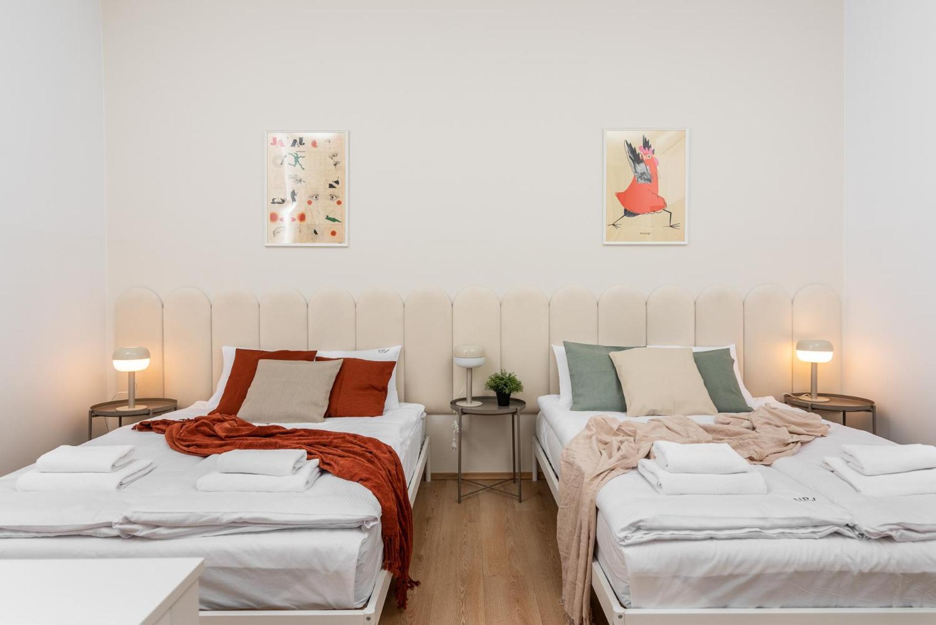 Modern Centrally Located Apartments - By Upstairs Cracóvia Exterior foto