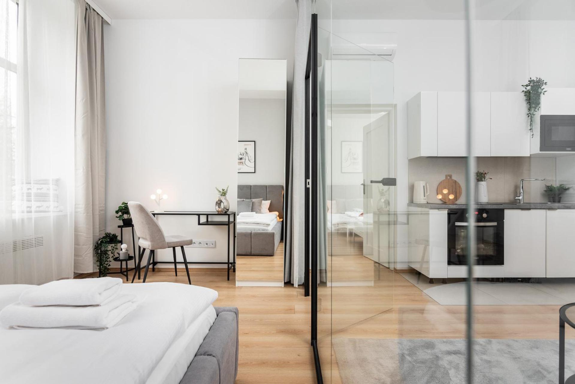 Modern Centrally Located Apartments - By Upstairs Cracóvia Exterior foto