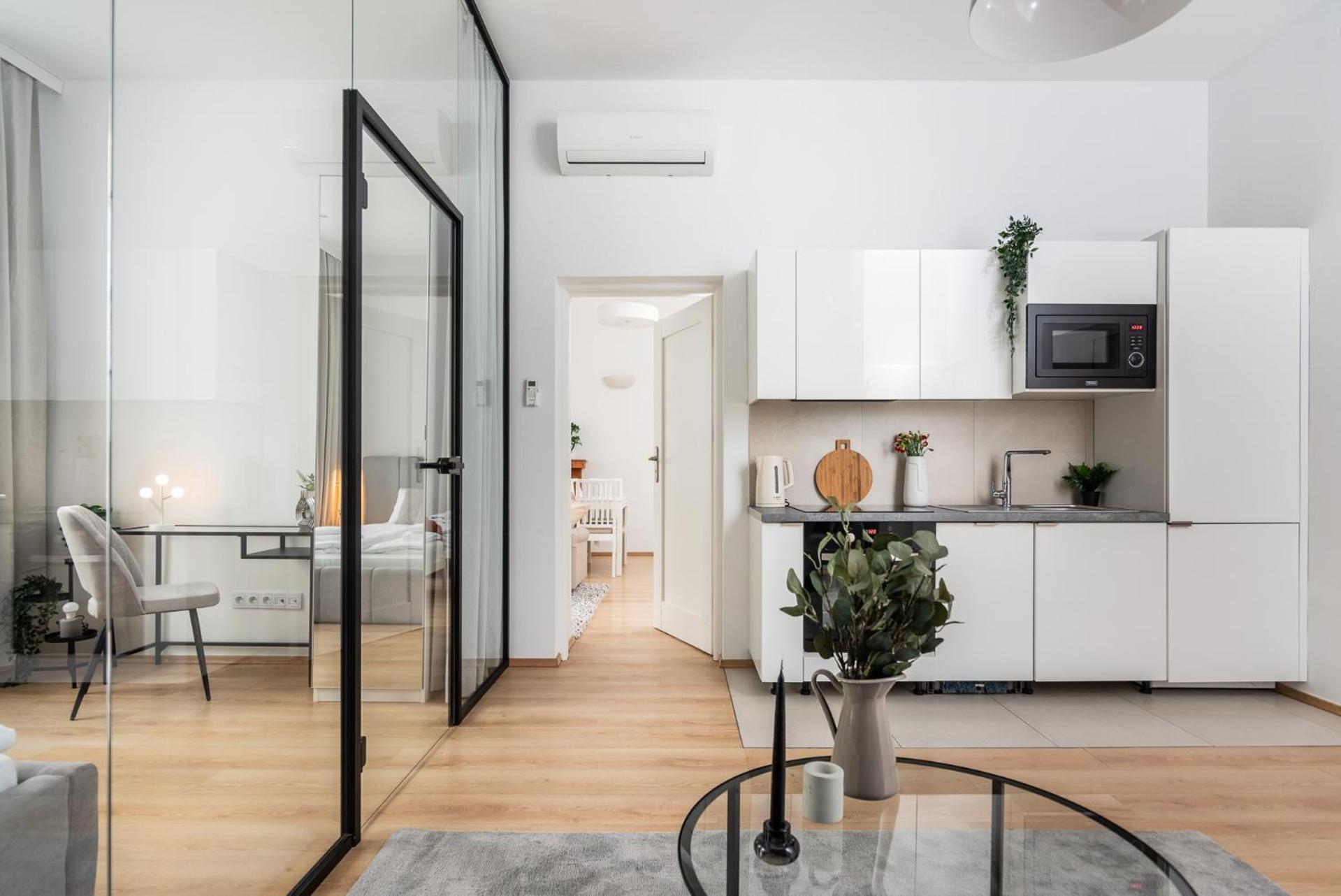 Modern Centrally Located Apartments - By Upstairs Cracóvia Exterior foto